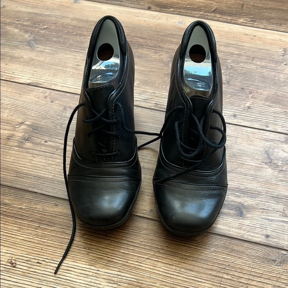 Classic Black Women's Shoes